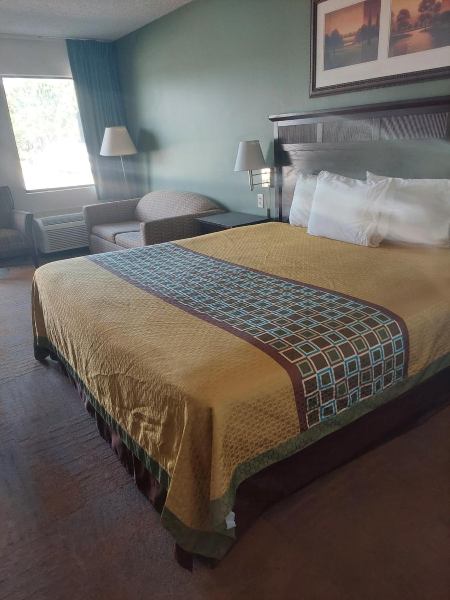 Shelaine Inn Jeffersonville ภายนอก รูปภาพ