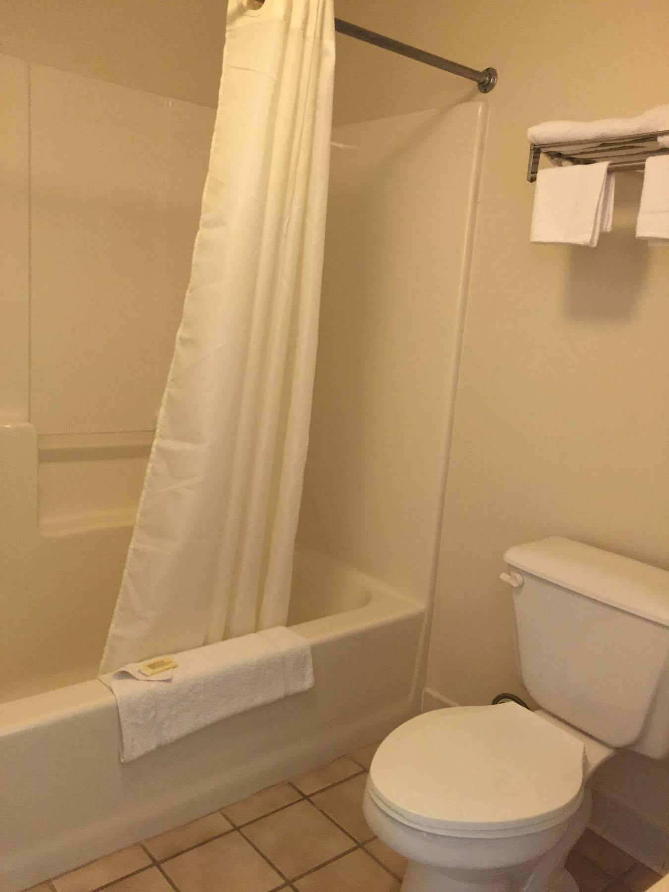 Shelaine Inn Jeffersonville ภายนอก รูปภาพ